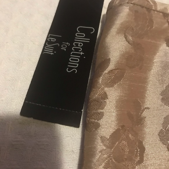 2 piece skirt and jacket - Picture 5 of 5